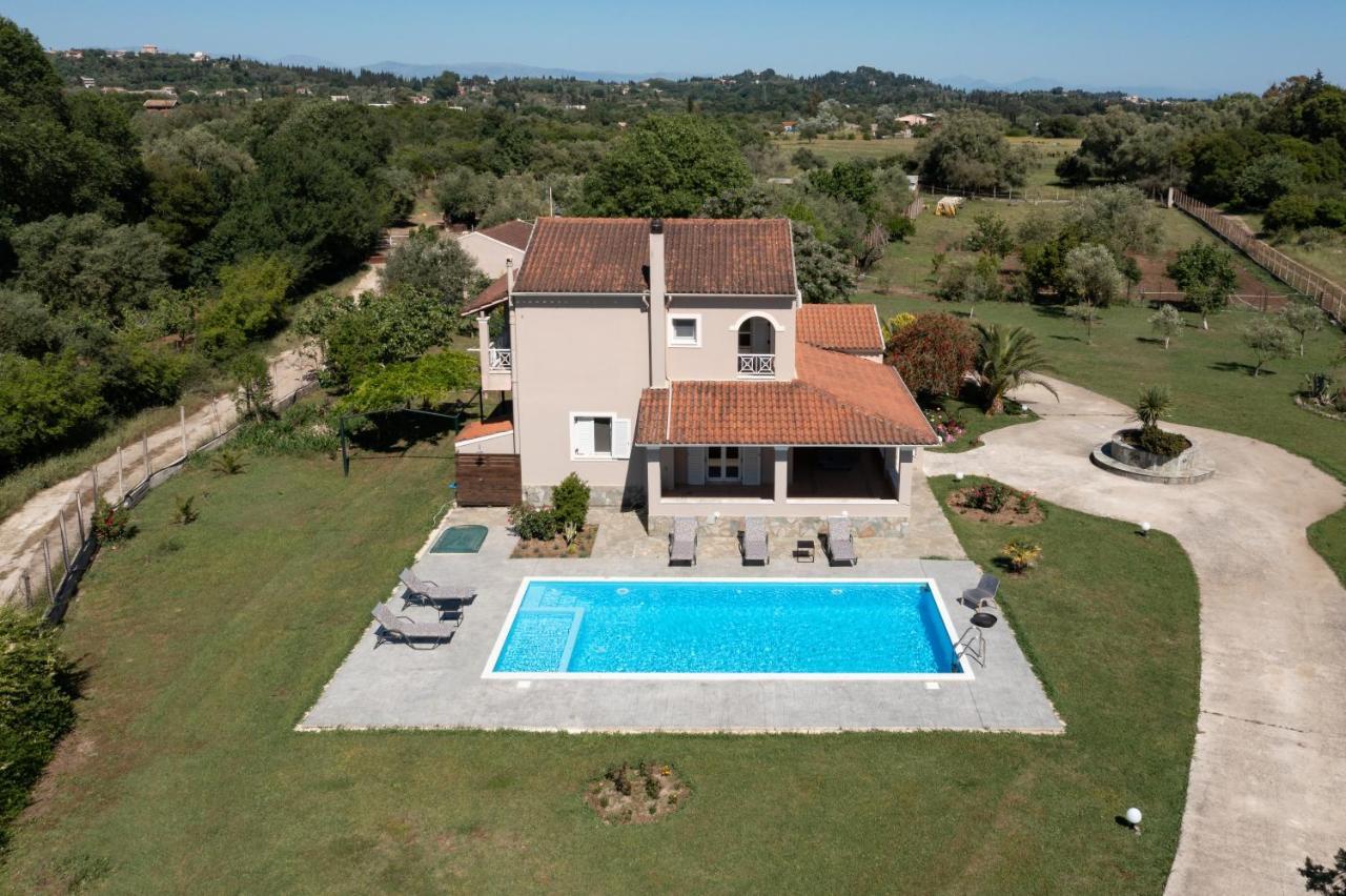 Country Villa Verde - 2Floor Family Home Kouramaditika Exterior photo
