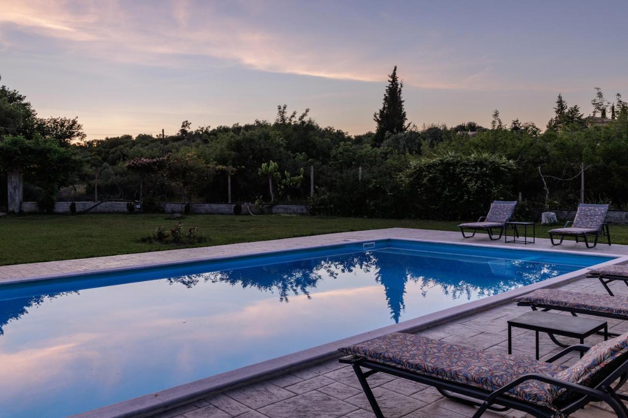 Country Villa Verde - 2Floor Family Home Kouramaditika Exterior photo